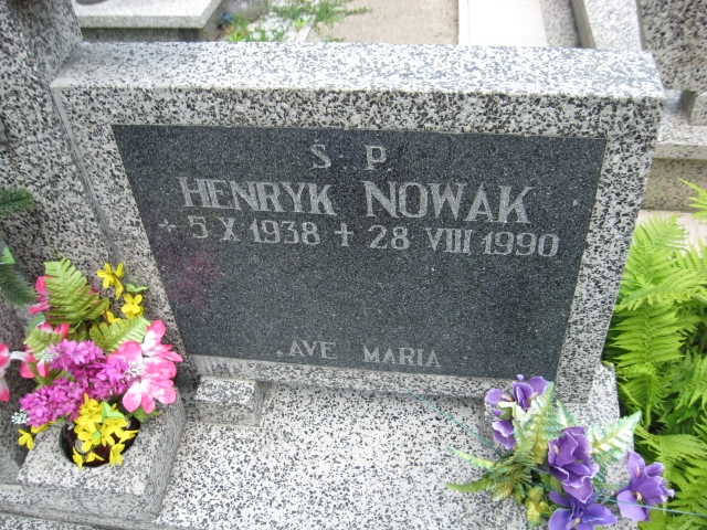 Daniela Nowak 1933 Świebodzice - Grobonet - Wyszukiwarka osób pochowanych