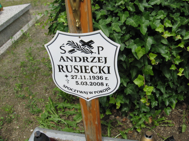 Andrzej Rusiecki 1936 Świebodzice - Grobonet - Wyszukiwarka osób pochowanych