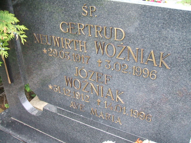 Wolfgang Neuwirth 1941 Świebodzice - Grobonet - Wyszukiwarka osób pochowanych