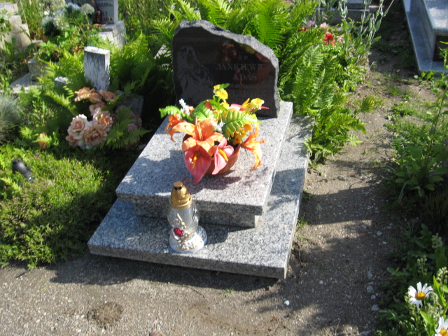 Daniela Surowiecka 1948 Świebodzice - Grobonet - Wyszukiwarka osób pochowanych