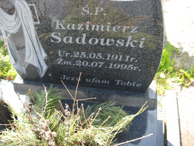 Kazimierz Sadowski 1911 Świebodzice - Grobonet - Wyszukiwarka osób pochowanych